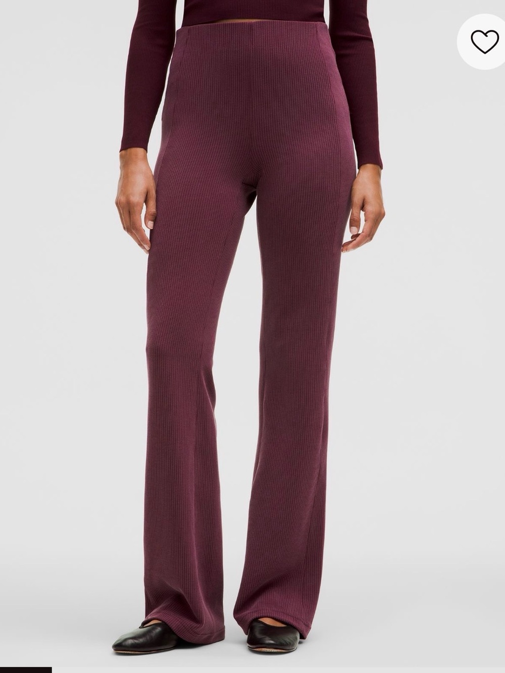 Lululemon Sz 4 Ribbed Sofstream Flare in Garnet